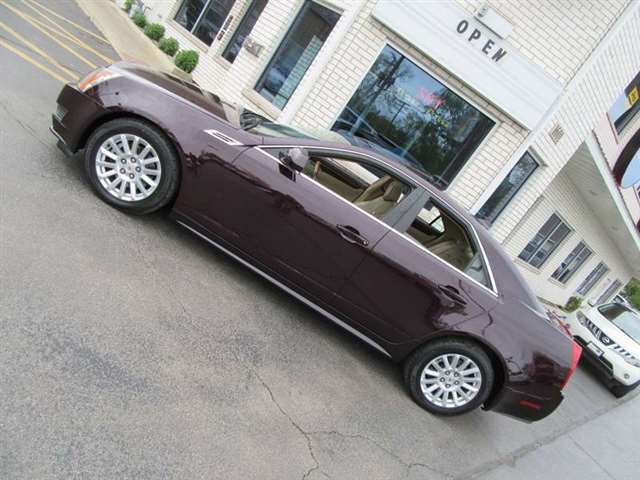 2010 Cadillac CTS AWD 3.0L V6 Luxury 4dr Sedan